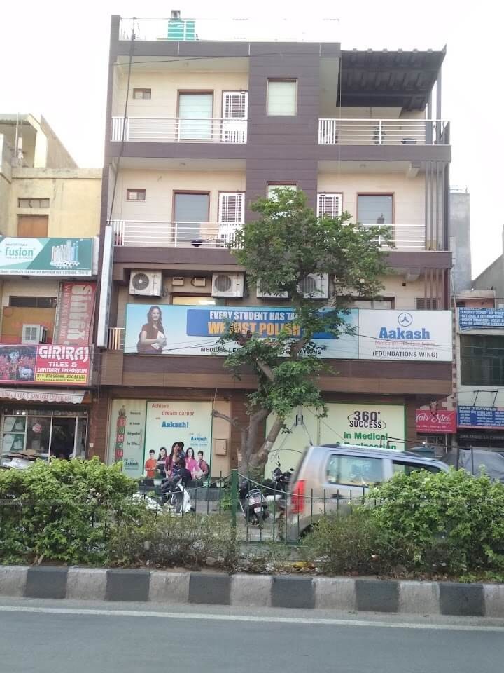 Aakash Institute (FoundationWing), Sector 15, Rohini, North Delhi